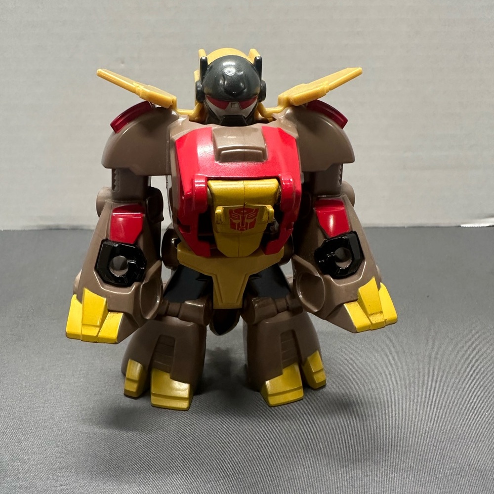 Transformers Dinobot Adventures Squad SNARL Stegosaurus Figure